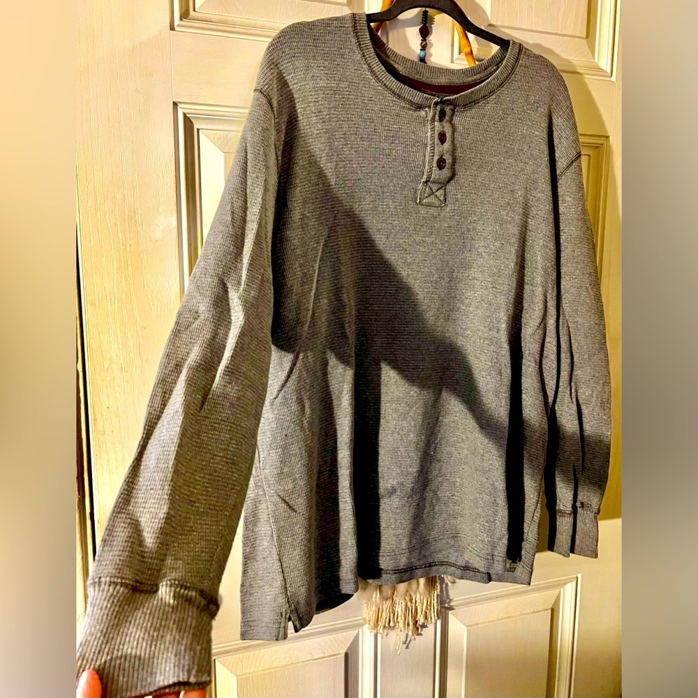 Men’s Big & Tall- crew neck, long sleeve Henley size 4xl
